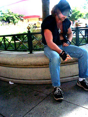 click for next. by rd pants, june 2002.