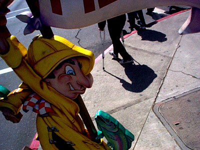 click for next. by rd pants, june 2002.